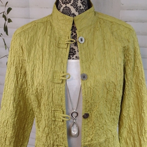 Chico's Lime Green Textured Blazer Size S/M - Picture 3 of 7